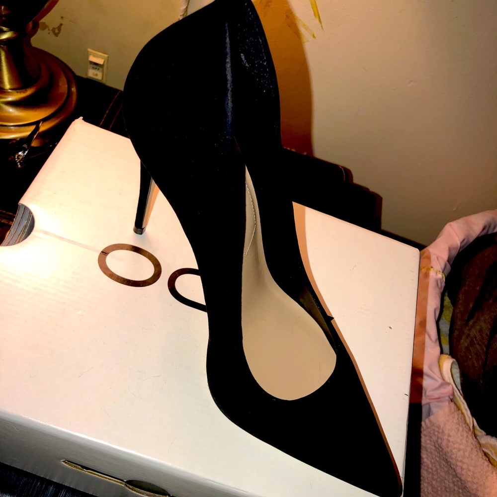 Classic Black Pumps